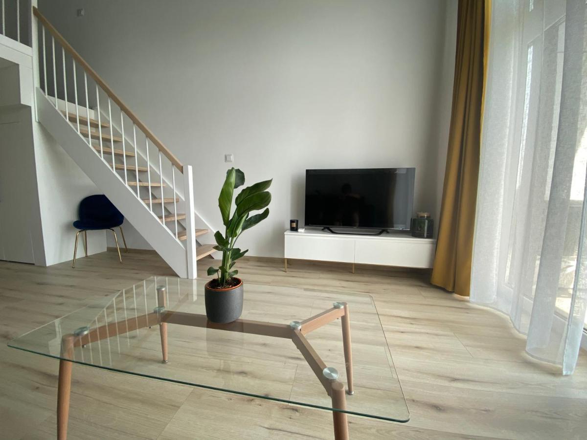 Apartament Wroclaw-Lotnisko 外观 照片